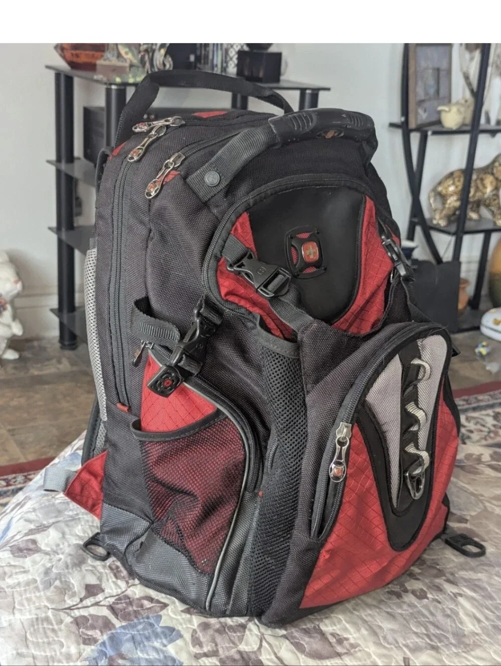 Wenger Maxxum Tech Hiking Backpack Padded Divider Multi Pocket
